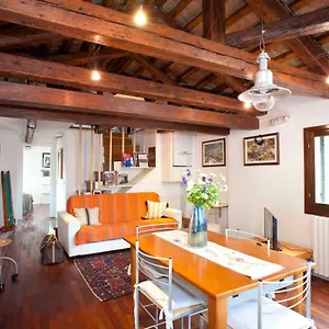 Di Franco Super Attico , Venecia Italia